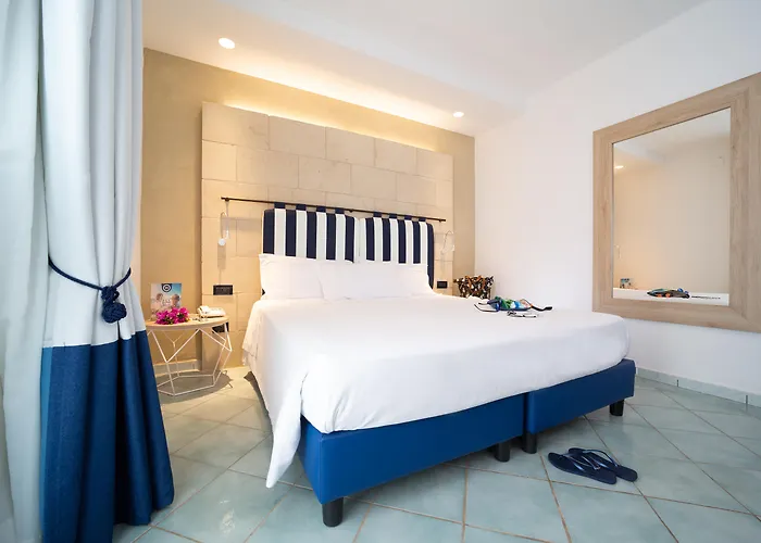 Th - Marina Village מלון 3*