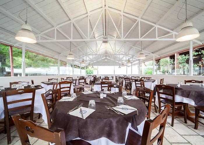 Th - Marina Village 3*